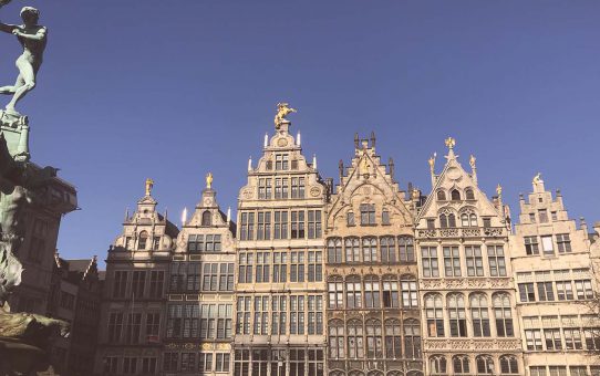 The Color effect of Antwerpen アントワープのカラーアイデア